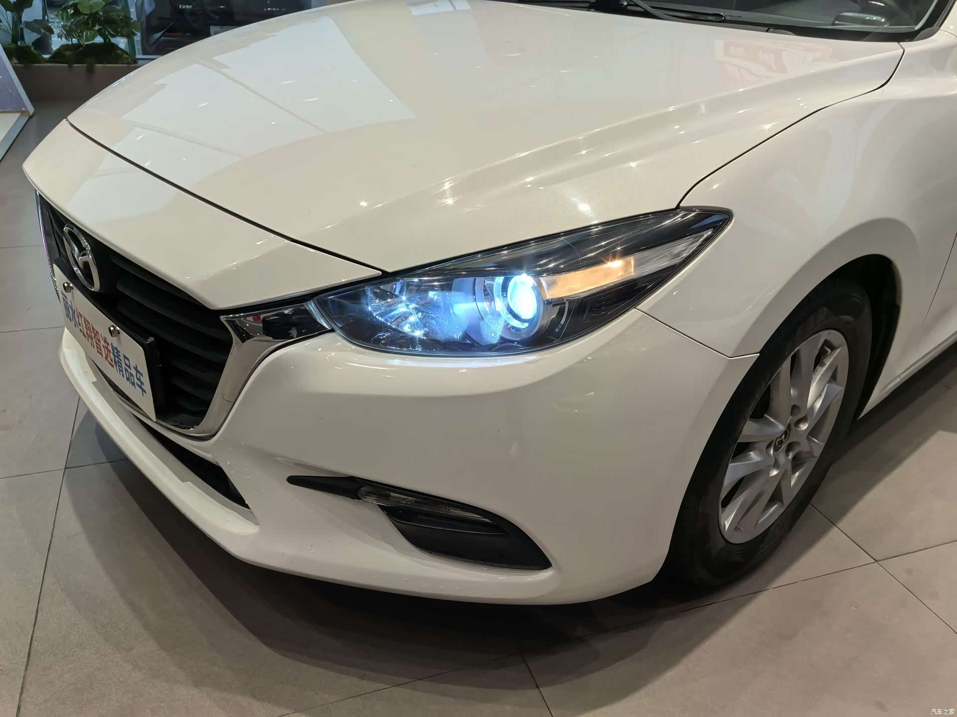 Mazda Mazda3, 2018 15