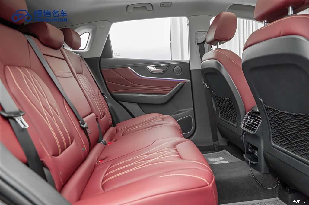 Hongqi HS5, 2025 16