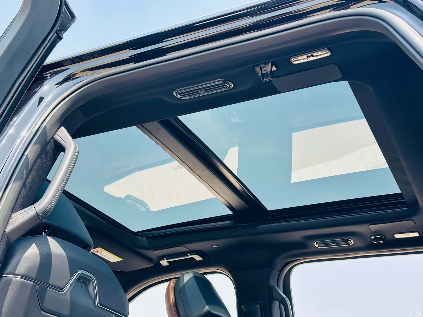 Lincoln Navigator, 2025 19