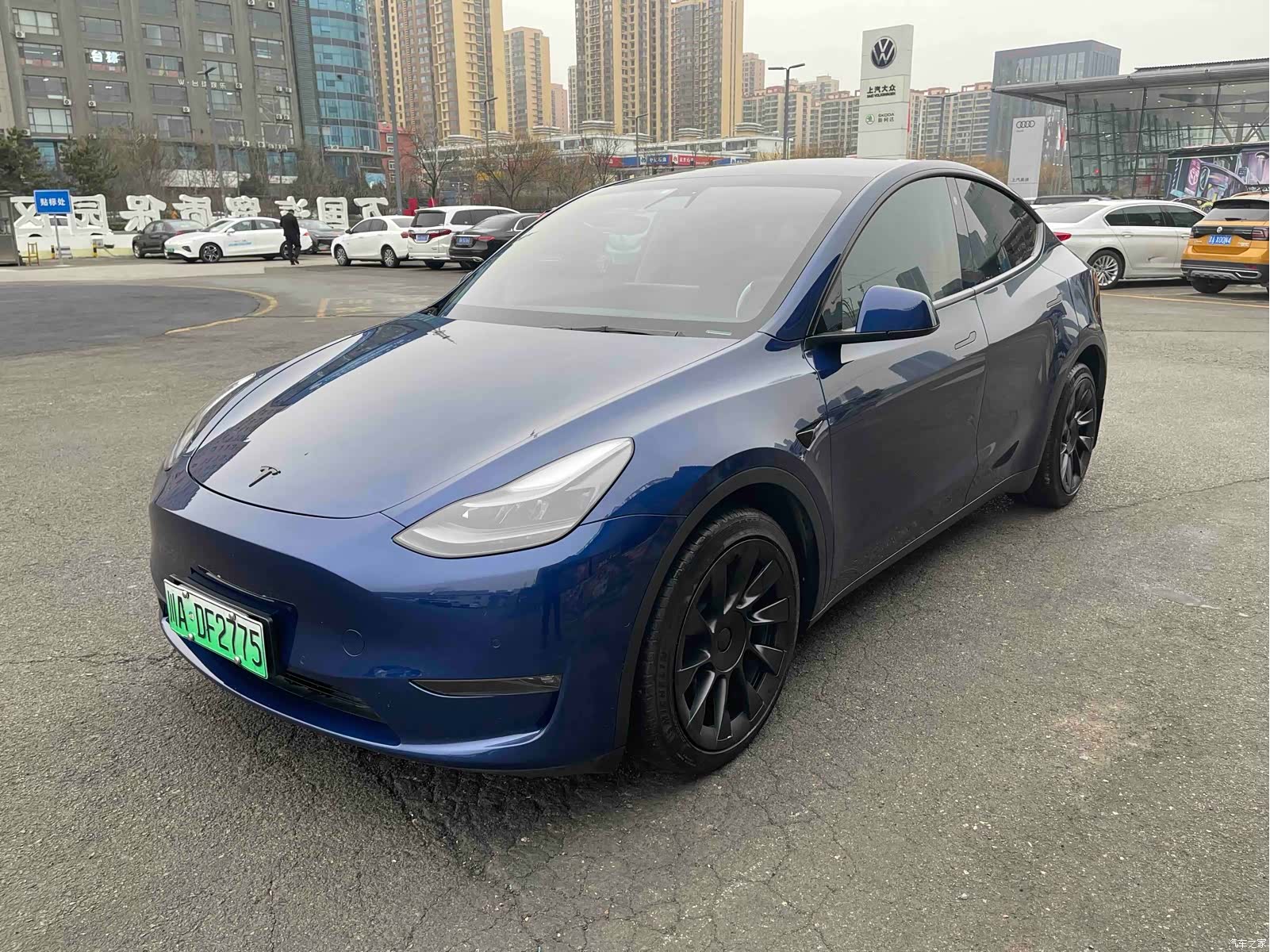 Tesla Model Y, 2021 1
