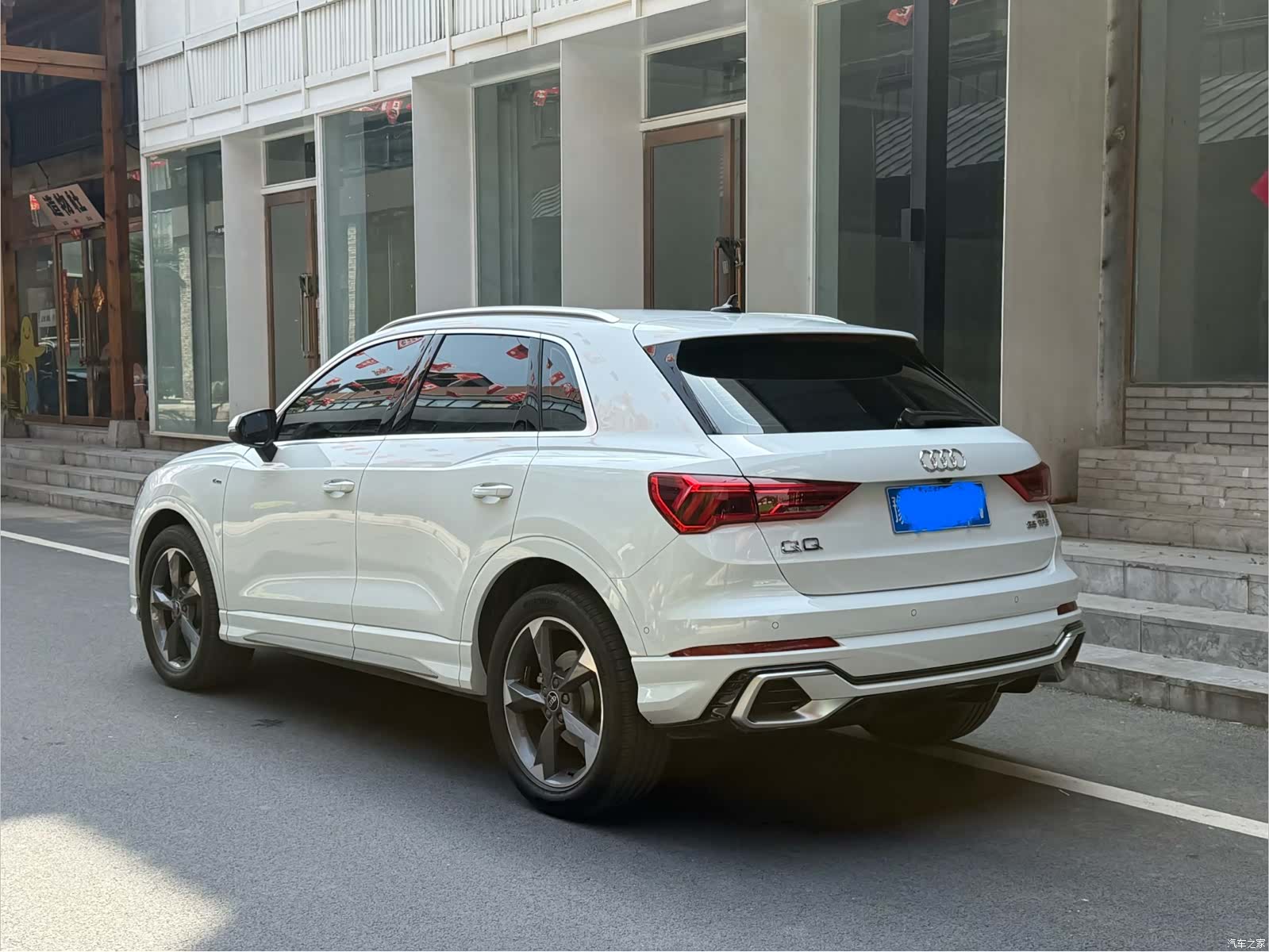 Audi Q3, 2024 9