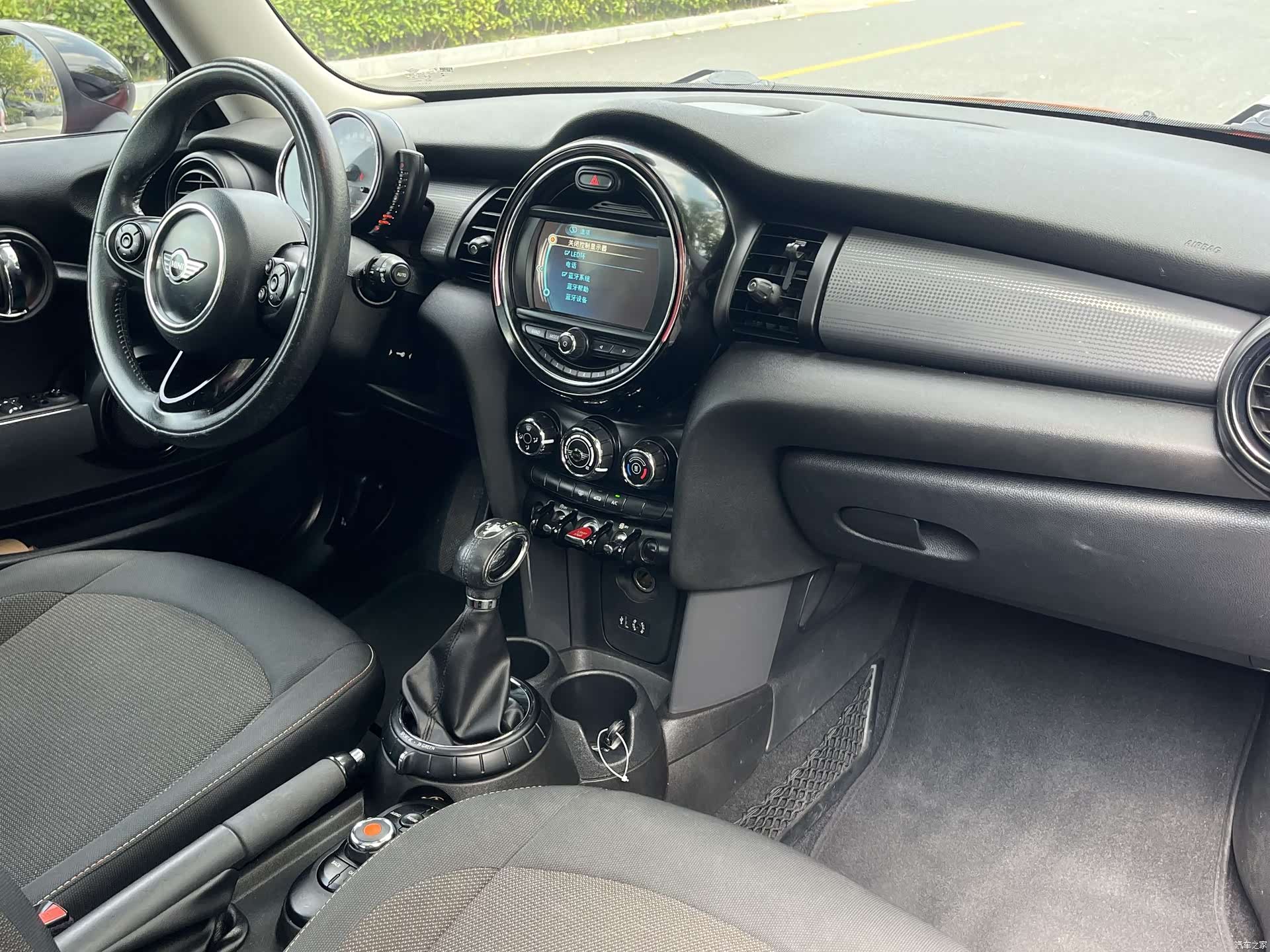 Mini Cooper, 2015 12