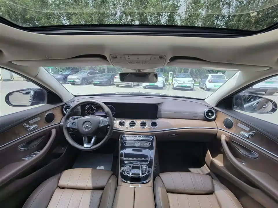 Mercedes-Benz E-class Mercedes-Benz E-class