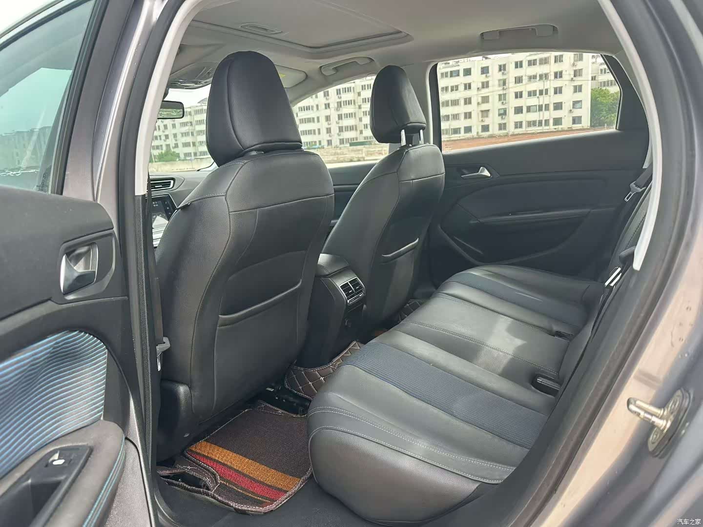 Peugeot 308, 2017 6