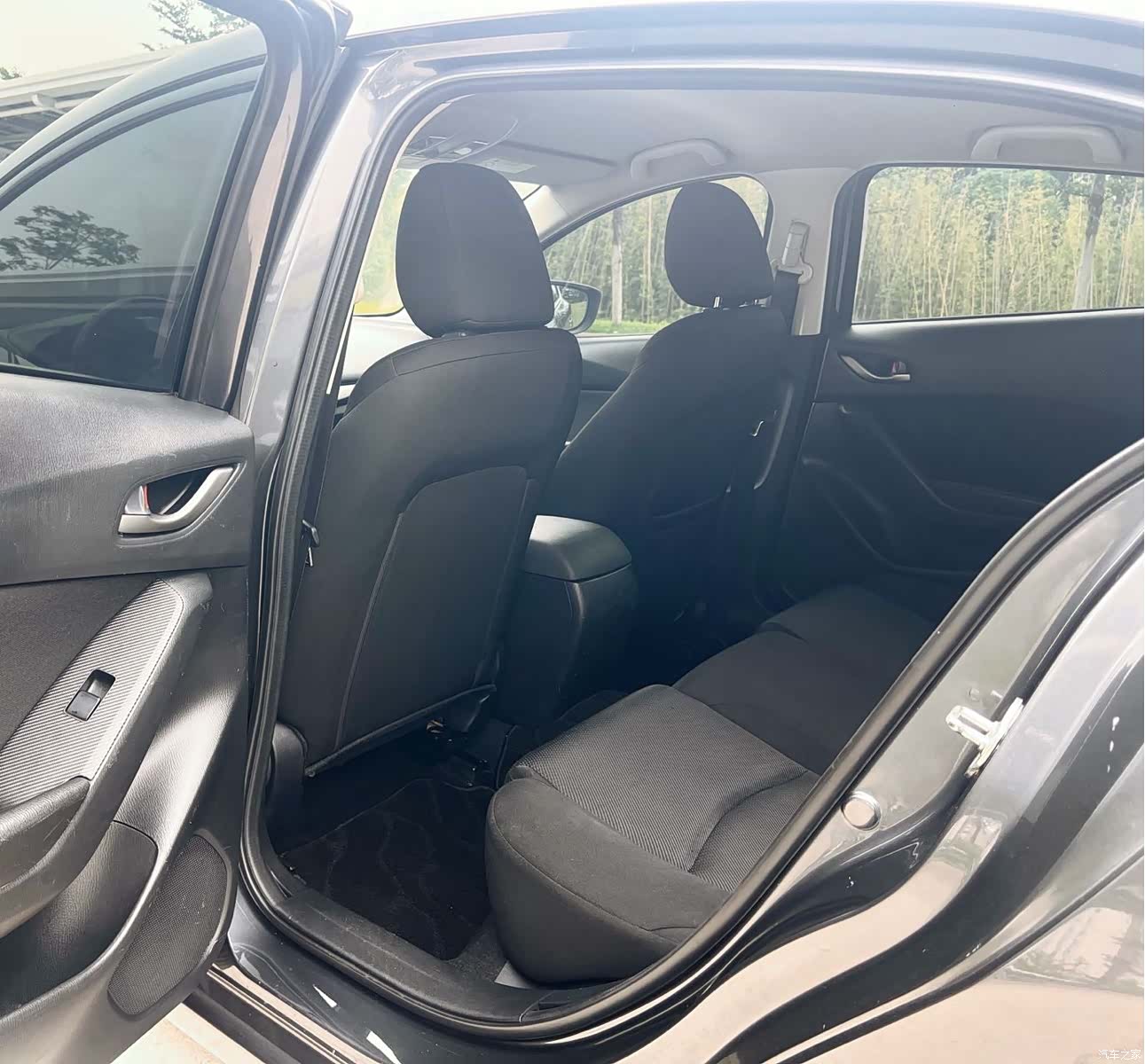 Mazda Mazda3, 2017 13