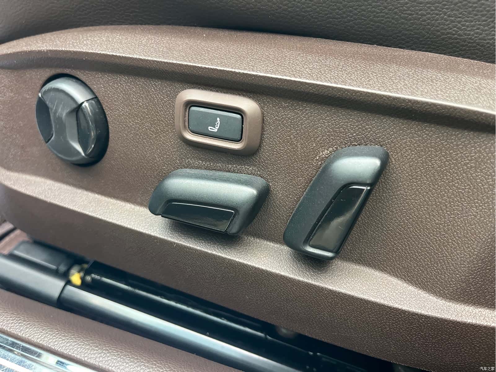 Volkswagen Phideon, 2016 10