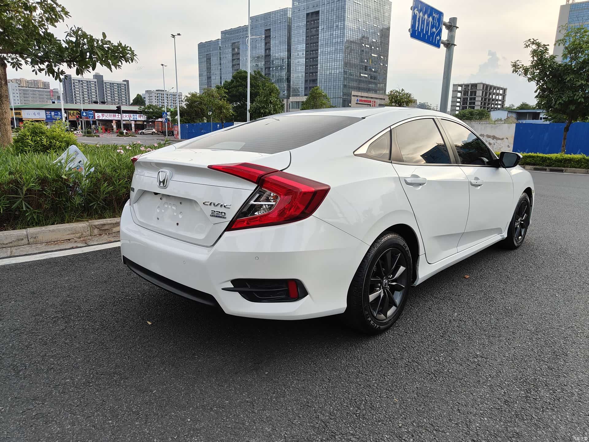 Honda Civic, 2020 все фото