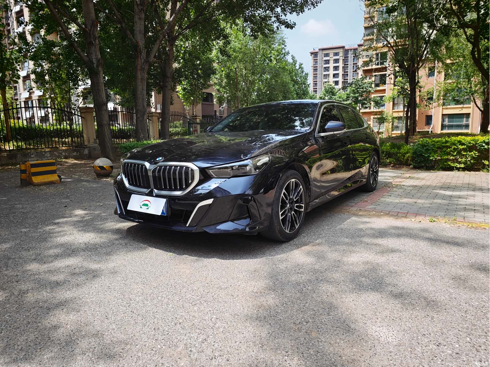BMW 5 Series, 2025 1