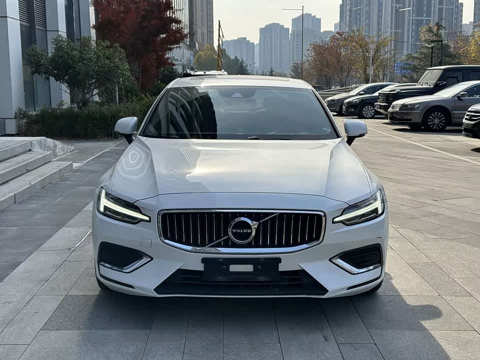 Volvo S60