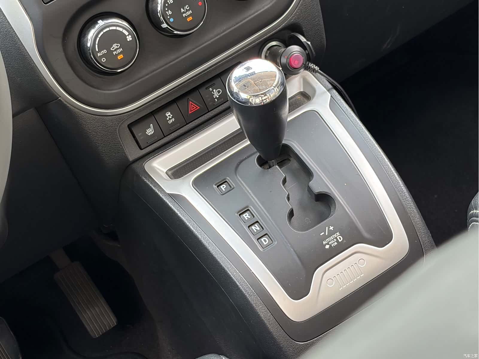 Jeep Compass, 2014 11