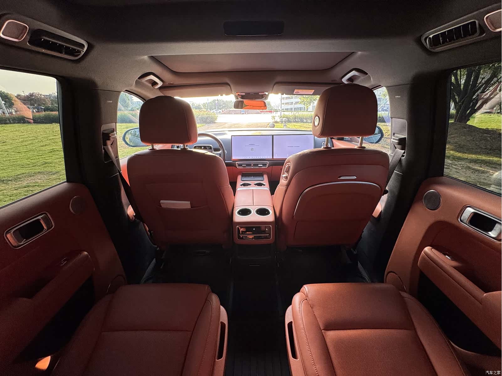 Li Auto L8, 2023 17