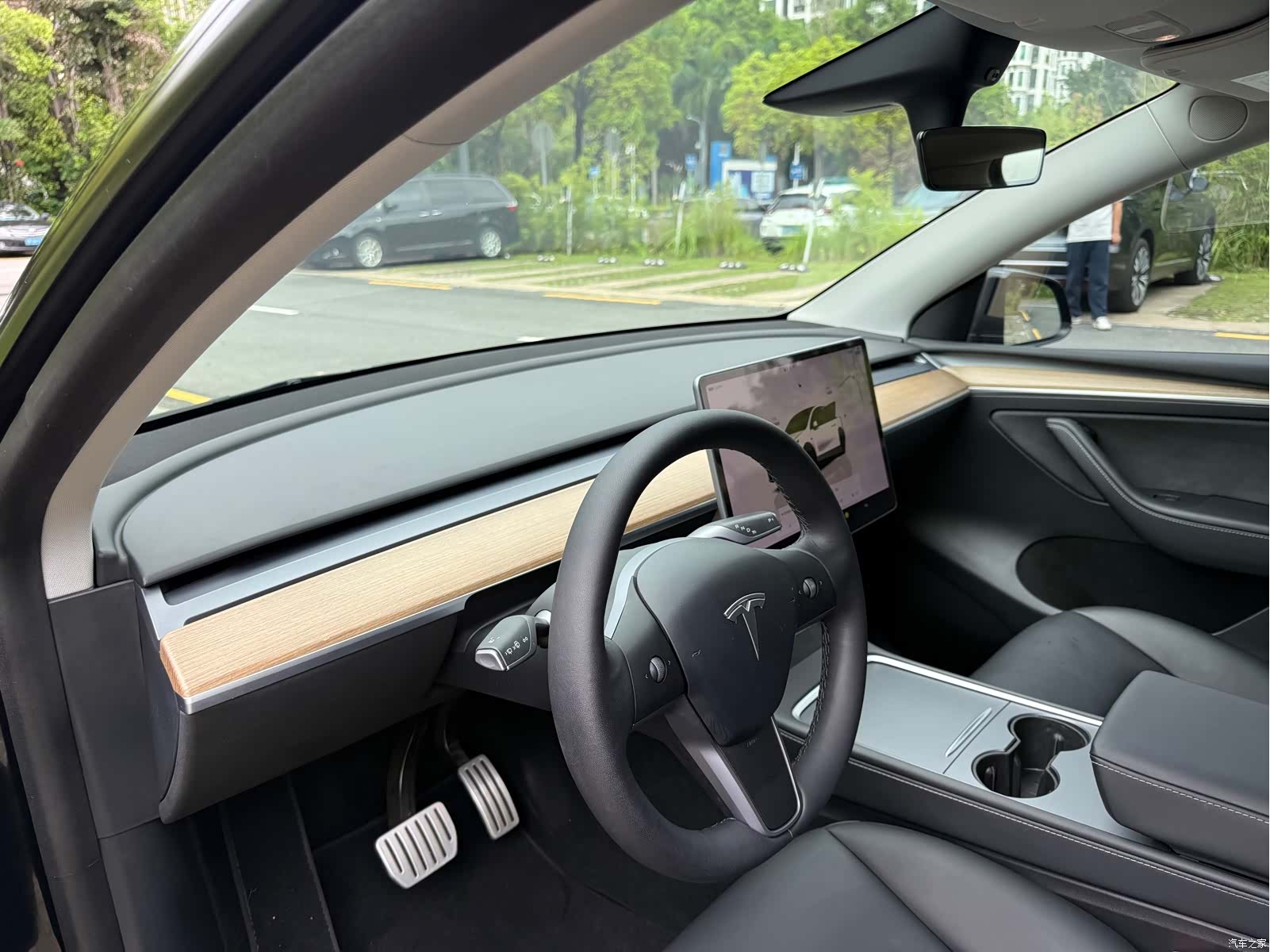Tesla Model Y, 2021 9