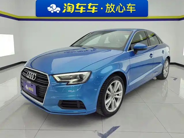 Audi A3 2018 — купить из Китая под заказ