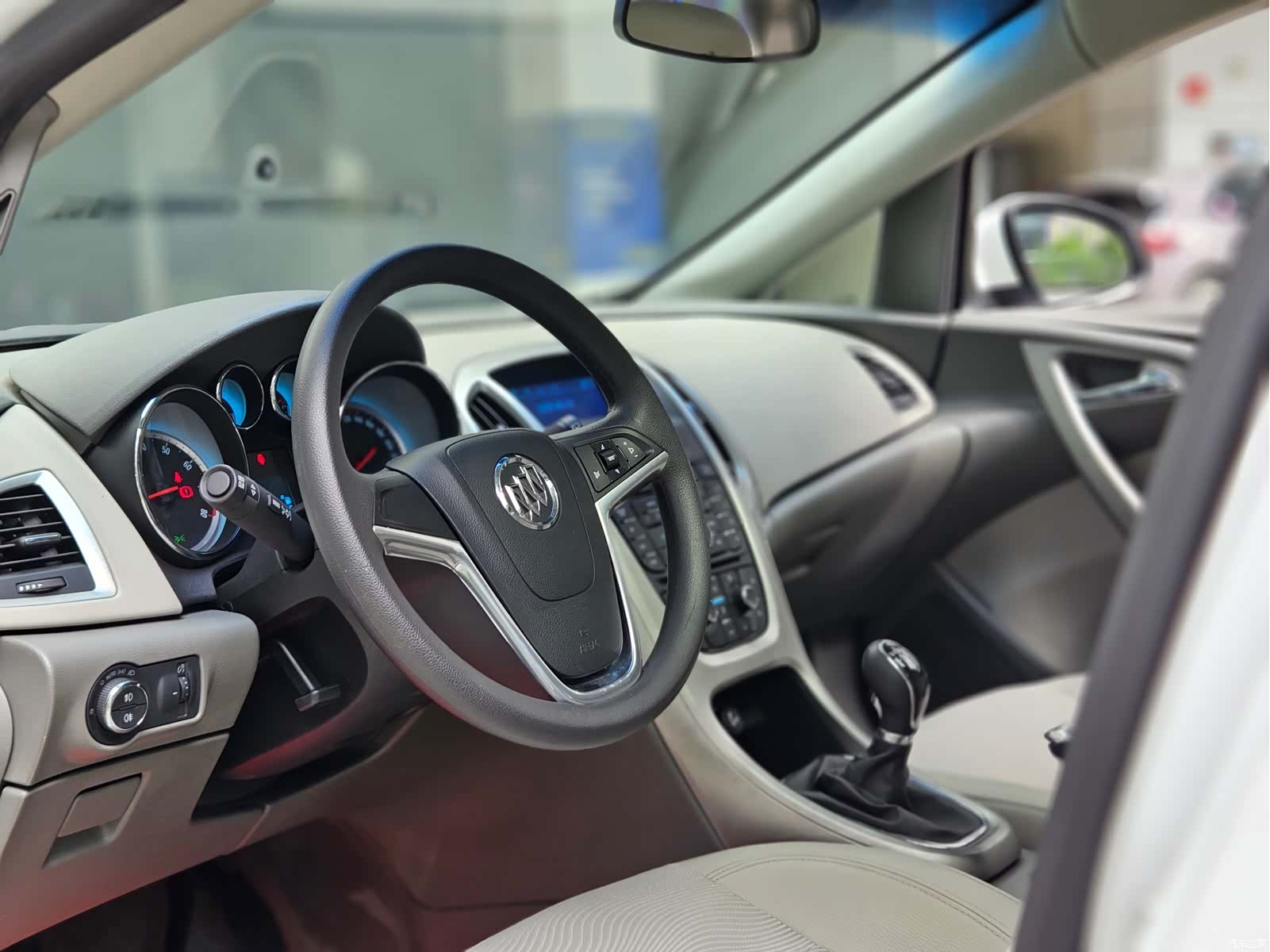 Buick XT, 2014 7