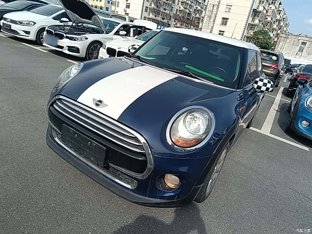 Mini Cooper, 2015 1