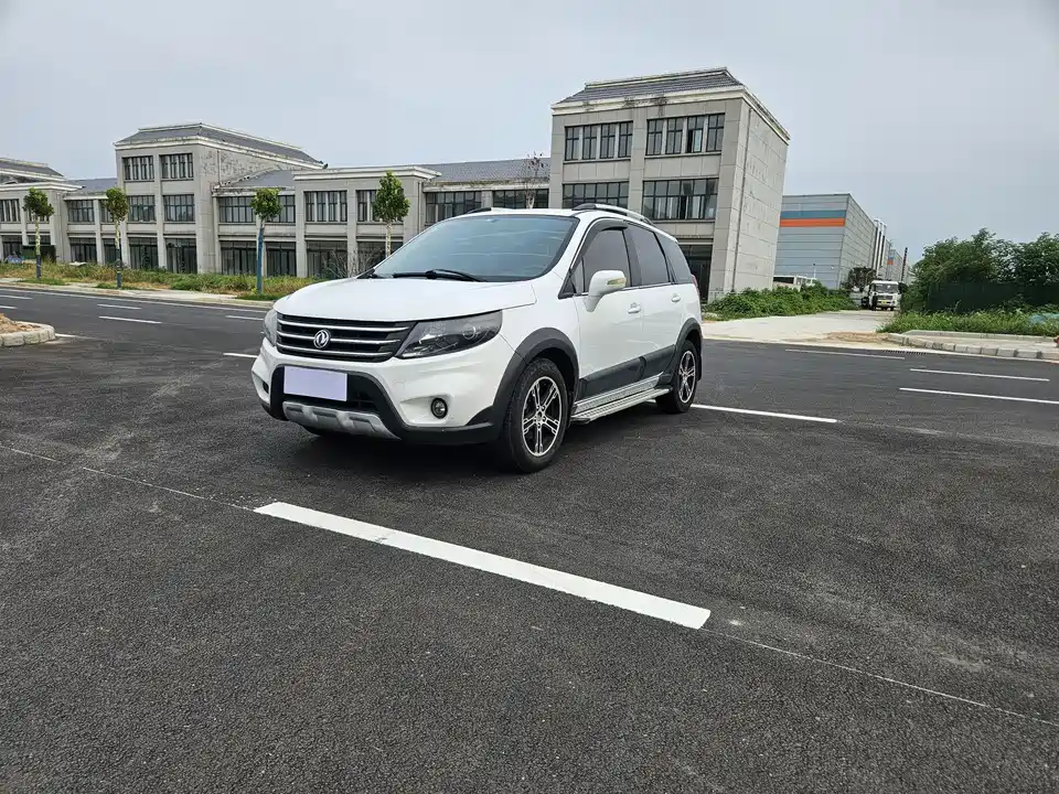 Forthing Jingyi X5 Forthing Jingyi X5