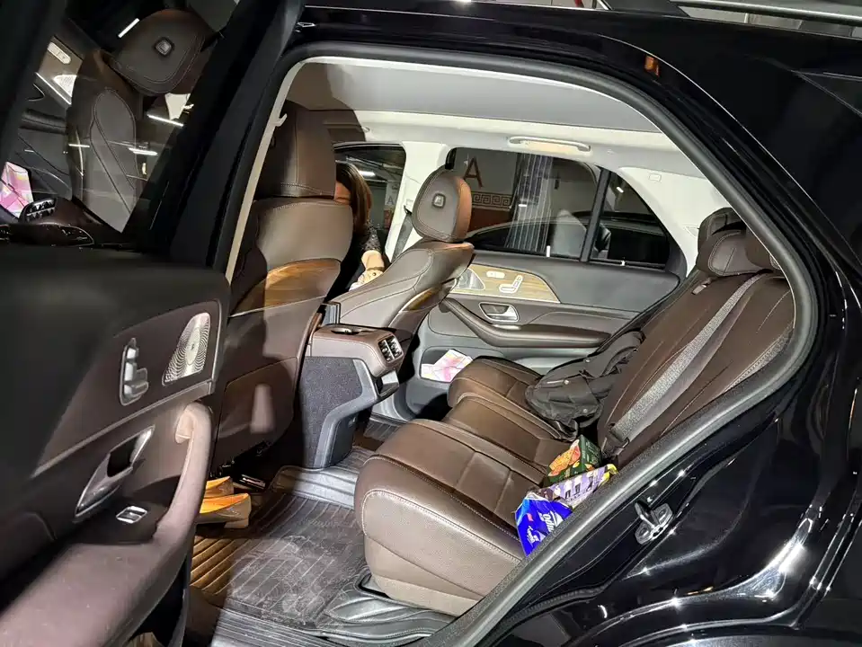 Mercedes-Benz GLE Mercedes-Benz GLE