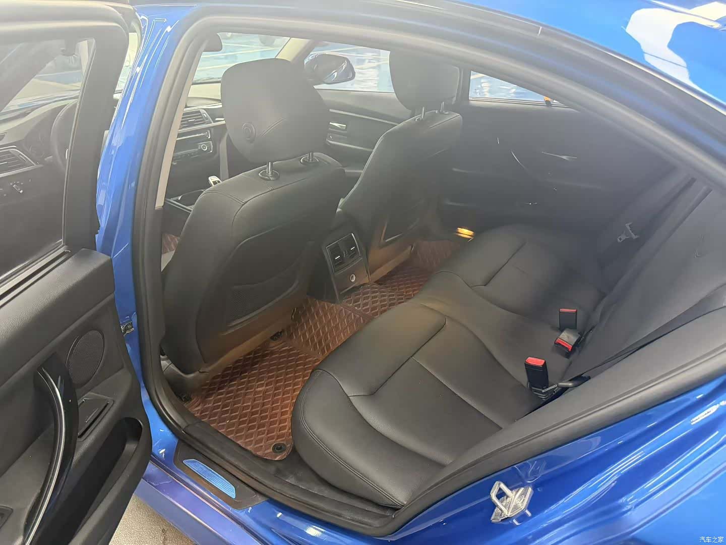 BMW 3 Series, 2017 все фото