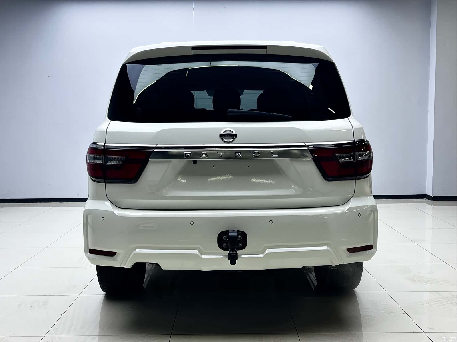 Nissan Patrol, 2018 12