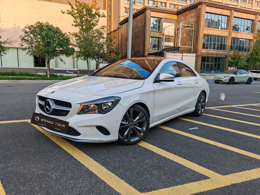 Mercedes-Benz CLA