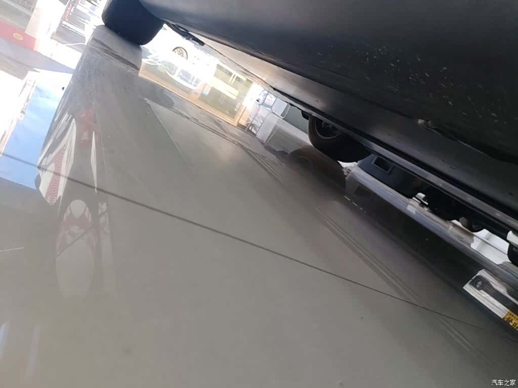 Tesla Model Y, 2024 22