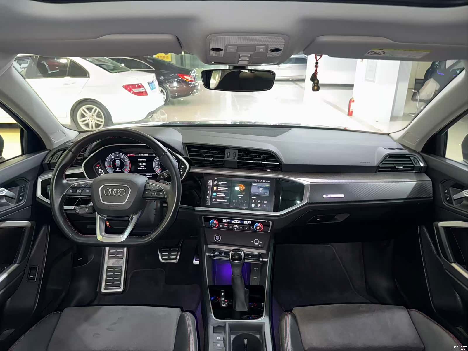 Audi Q3, 2022 4