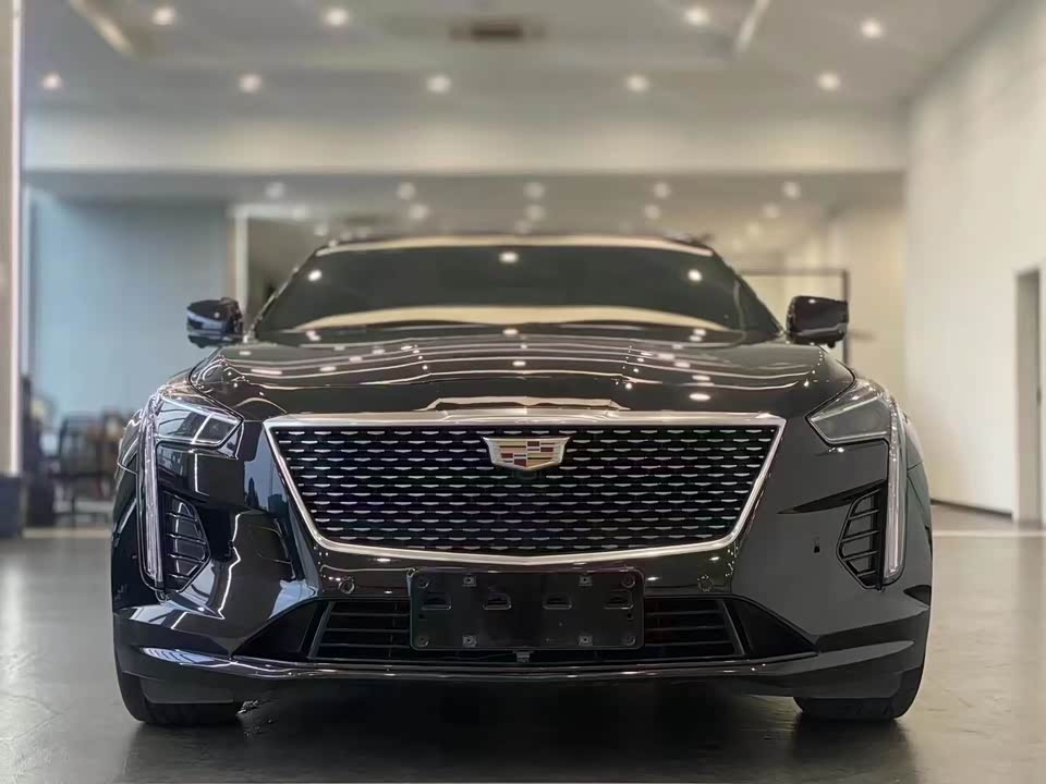 Cadillac CT6