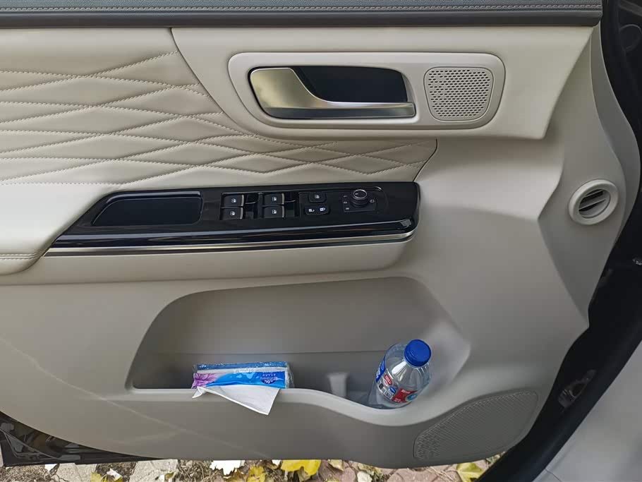 JAC Refine Ruifeng RF8