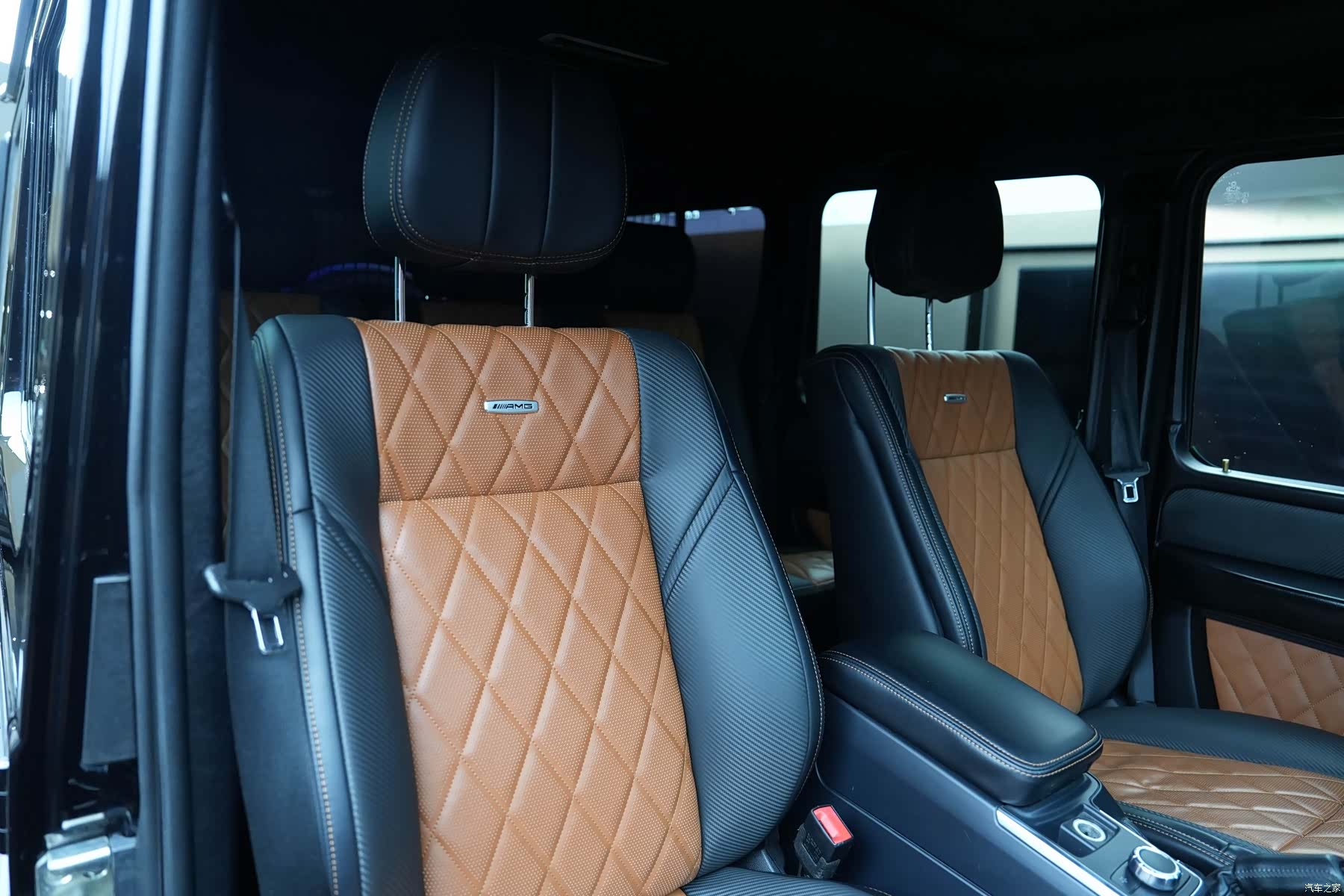 Mercedes-Benz G-Class, 2015 29