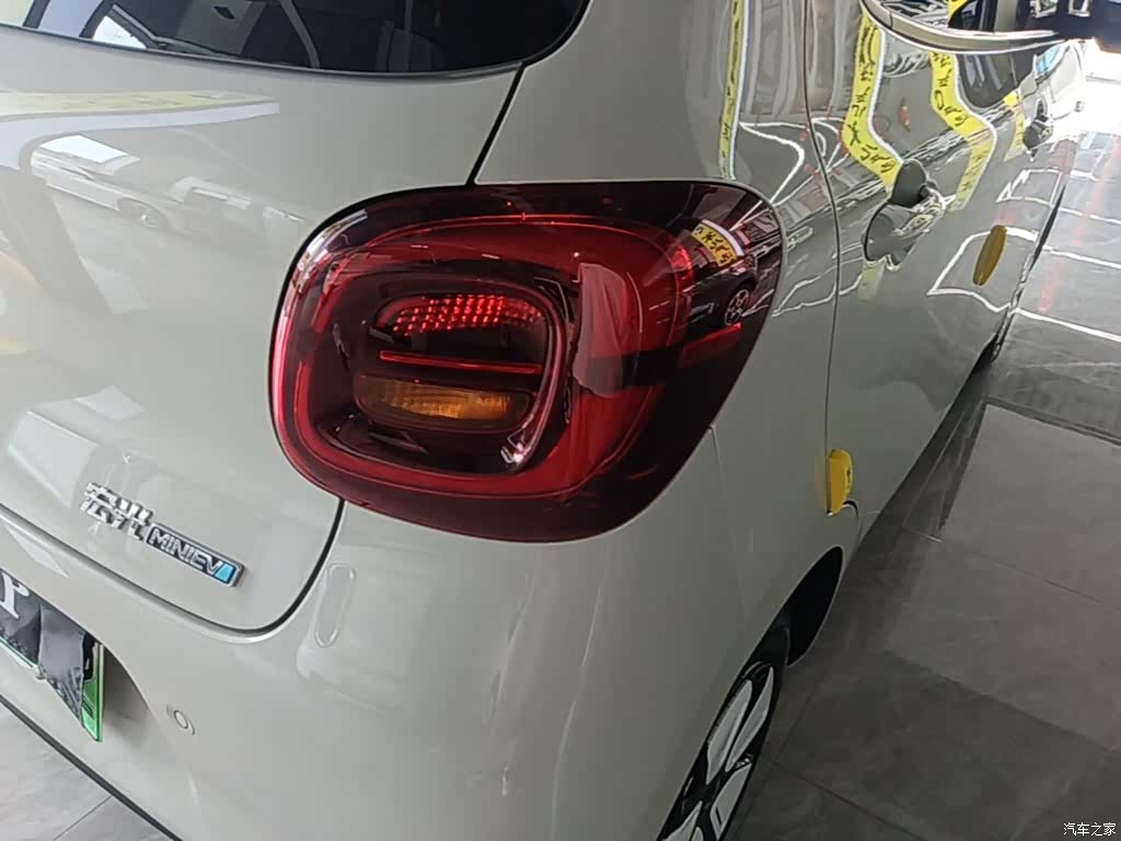 Wuling MINIEV, 2025 8