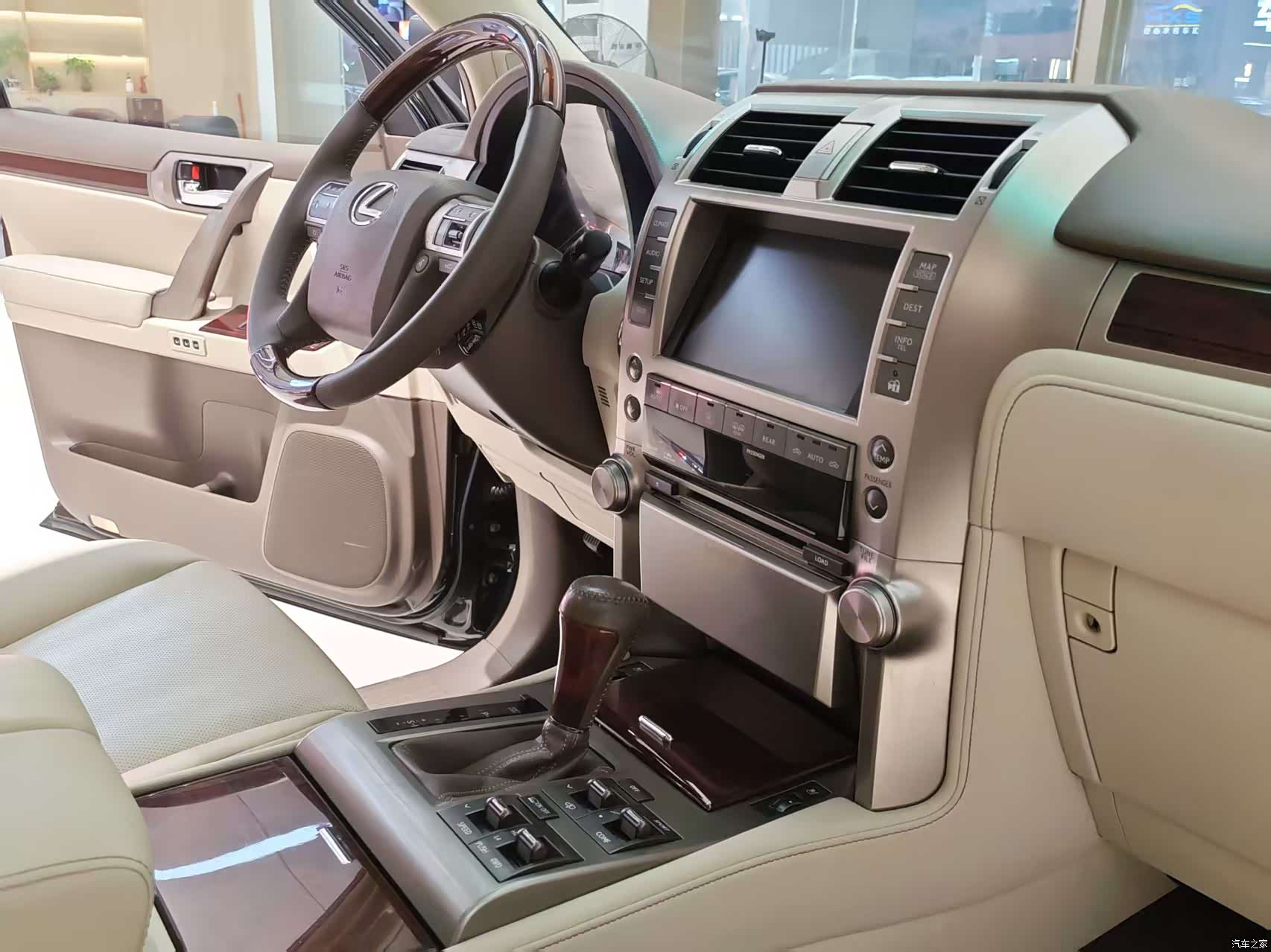 Lexus GX, 2012 16