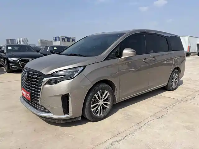Buick GL8 2023 — купить из Китая под заказ