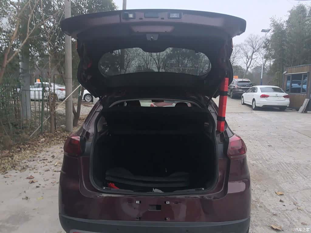 Citroen C3-XR, 2016 9
