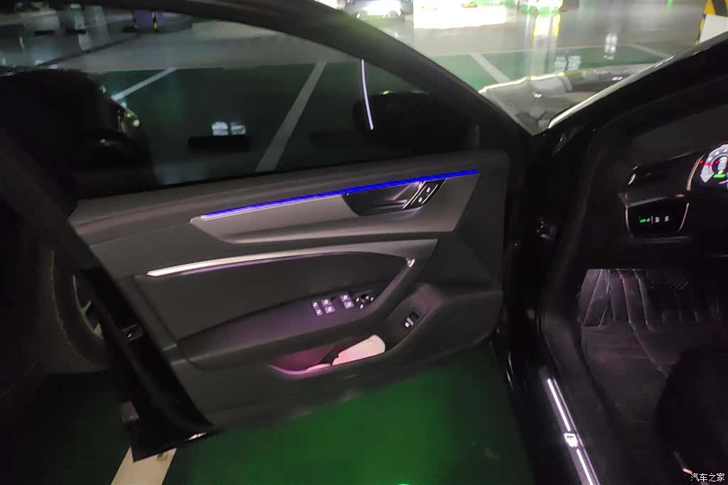 Audi A6L, 2025 7