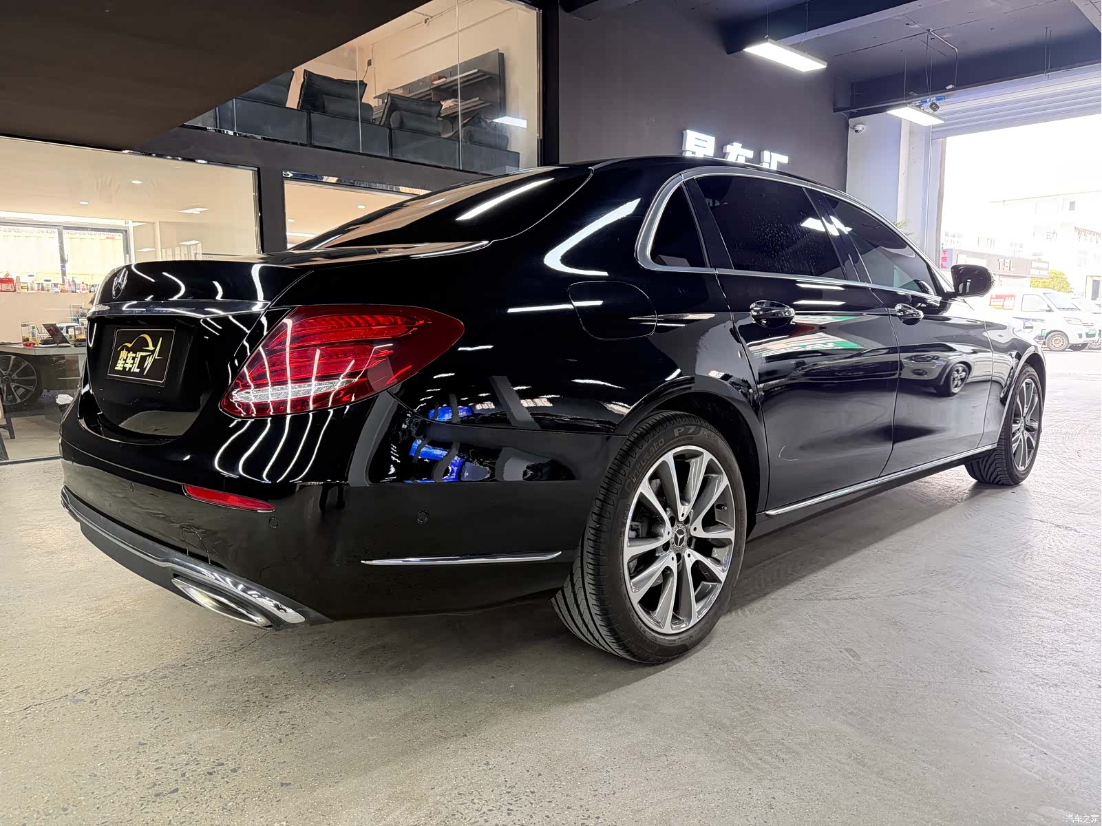 Mercedes-Benz E-Class, 2018 10