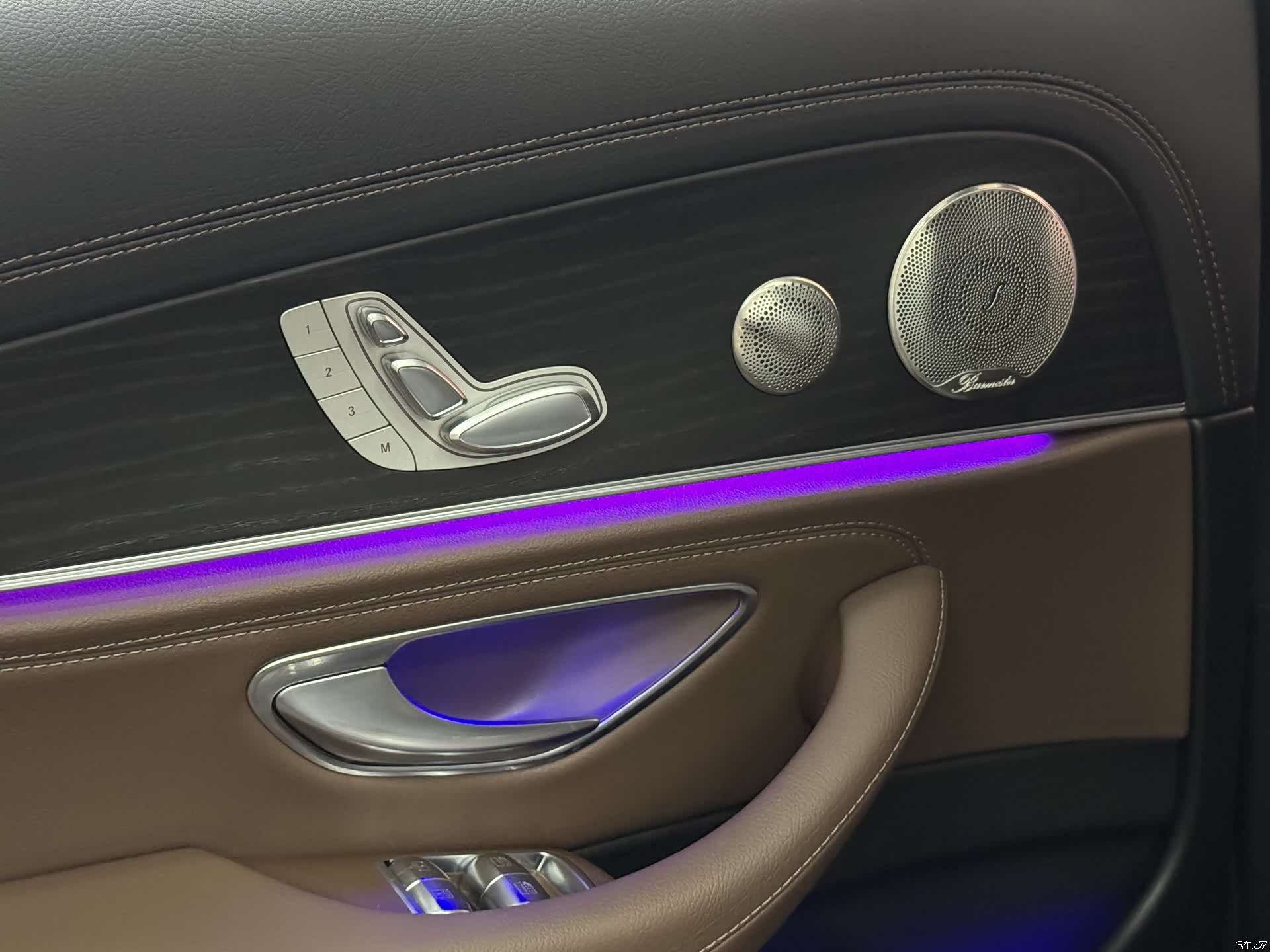 Mercedes-Benz E-Class, 2022 10