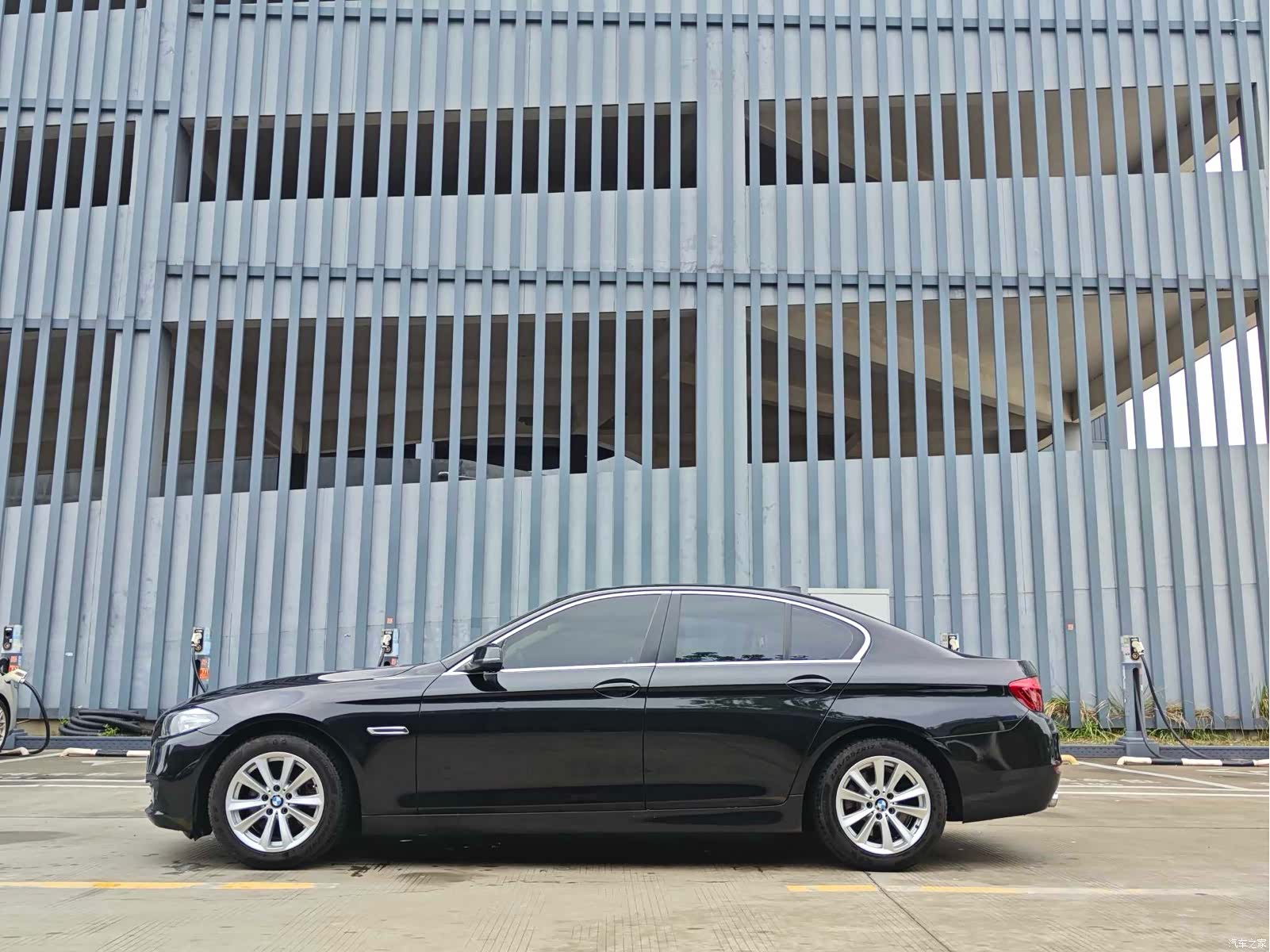 BMW 5 Series, 2015 все фото