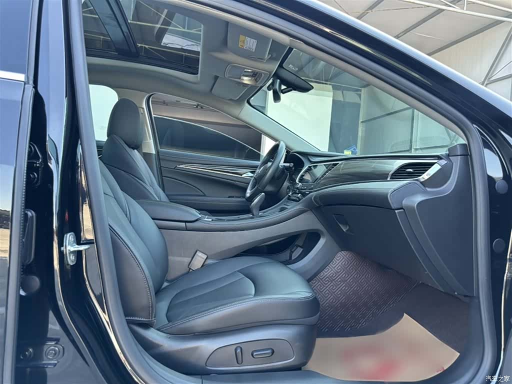 Buick LaCrosse, 2022 19