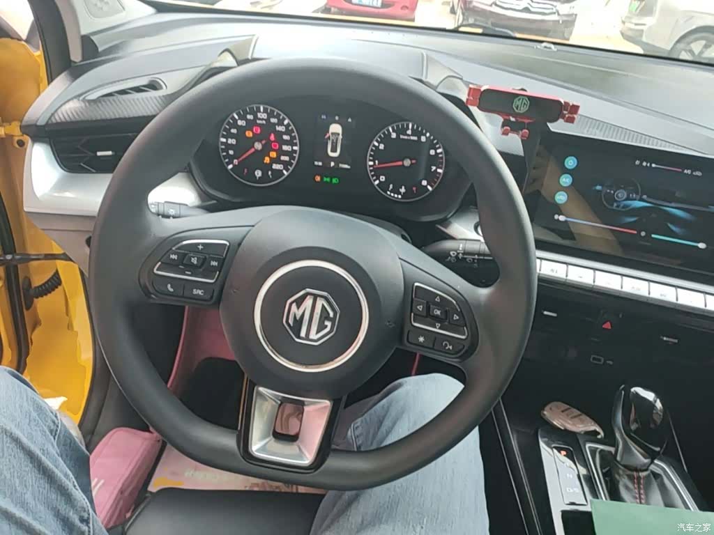 MG MG5, 2021 11