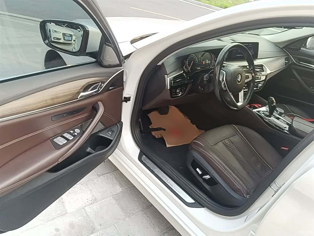 BMW 5 Series, 2018 16