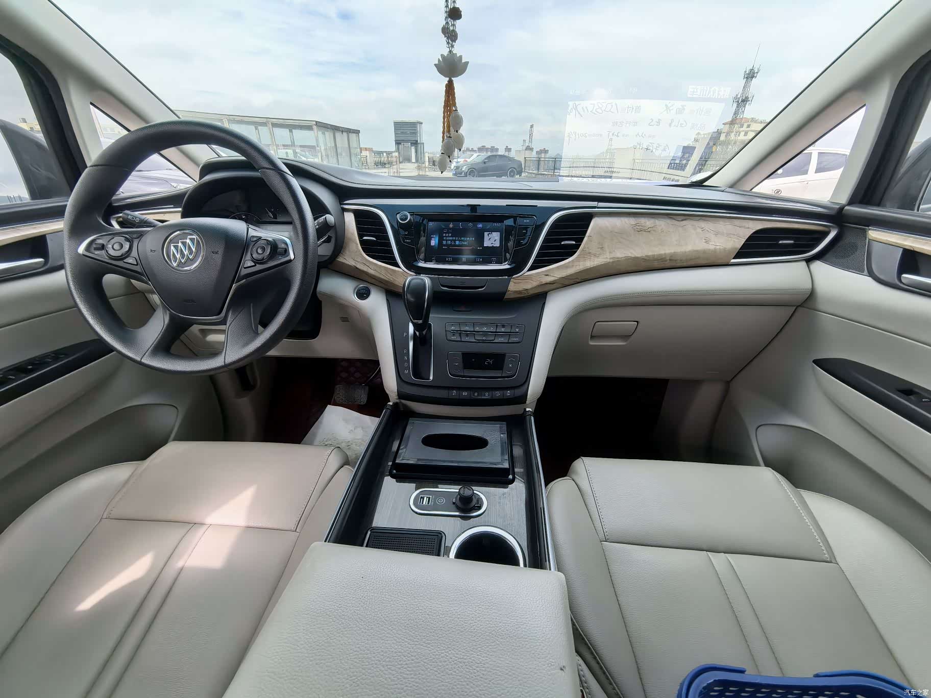 Buick GL8, 2019 10