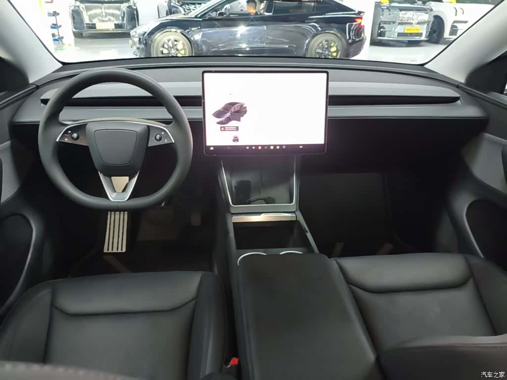 Tesla Model Y, 2025 10