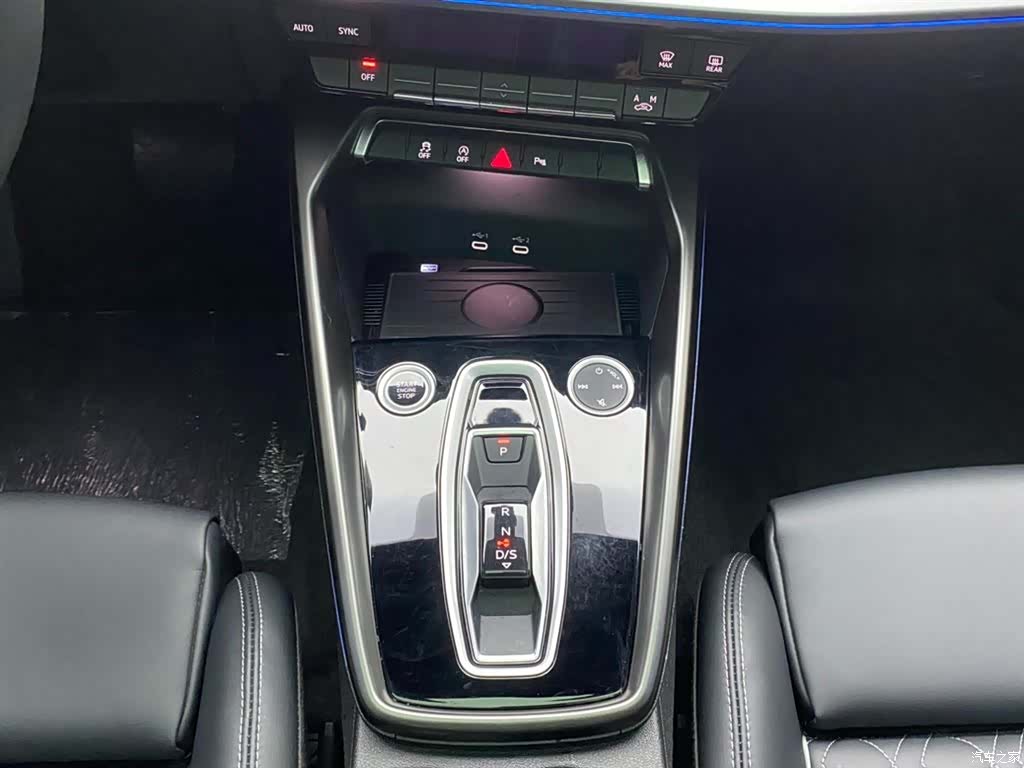 Audi Flying Spur, 2025 21