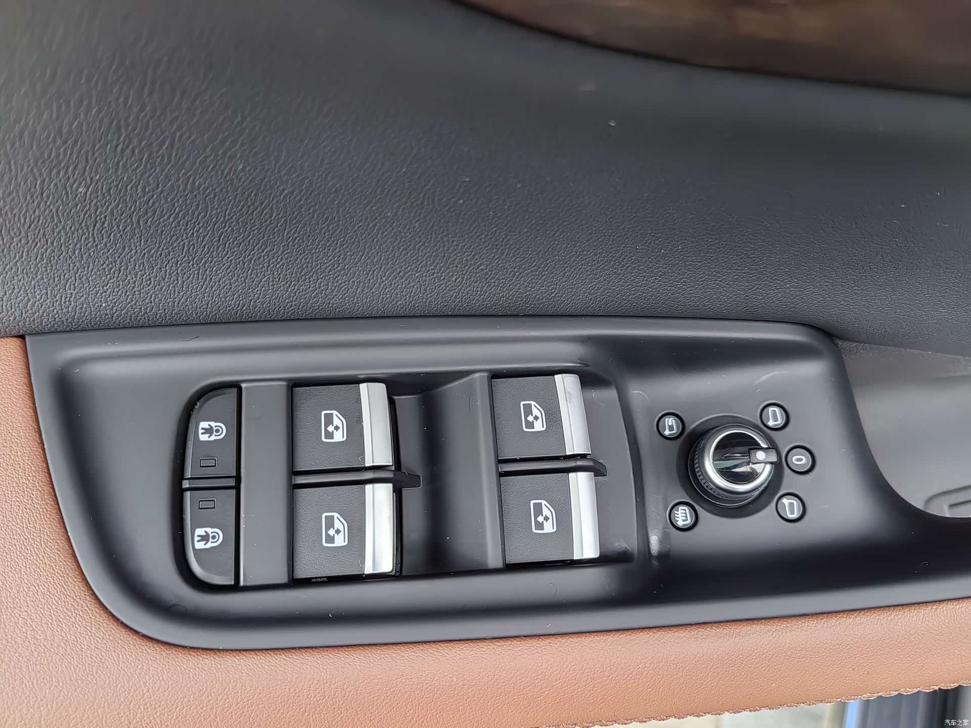 Audi Q7, 2024 14