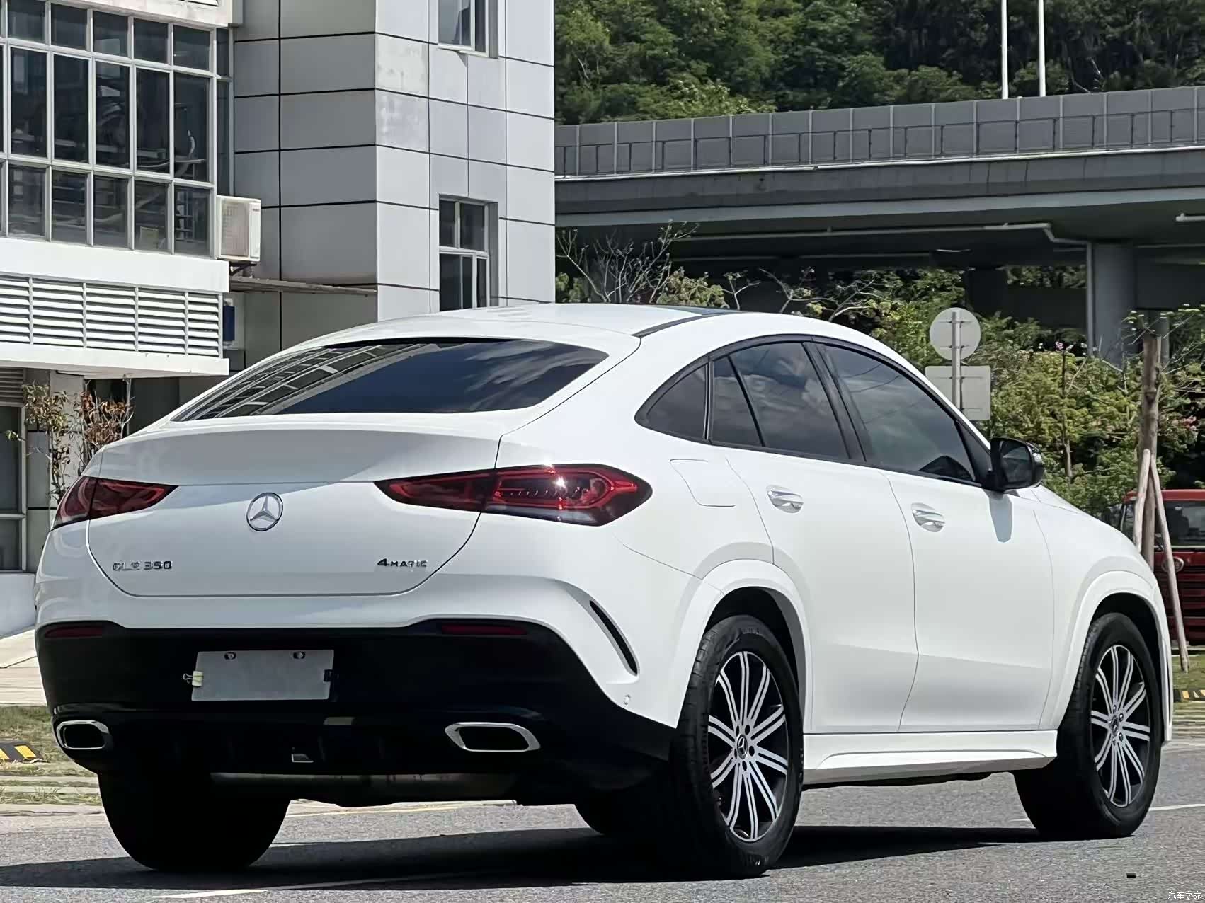 Mercedes-Benz GLE, 2020 3