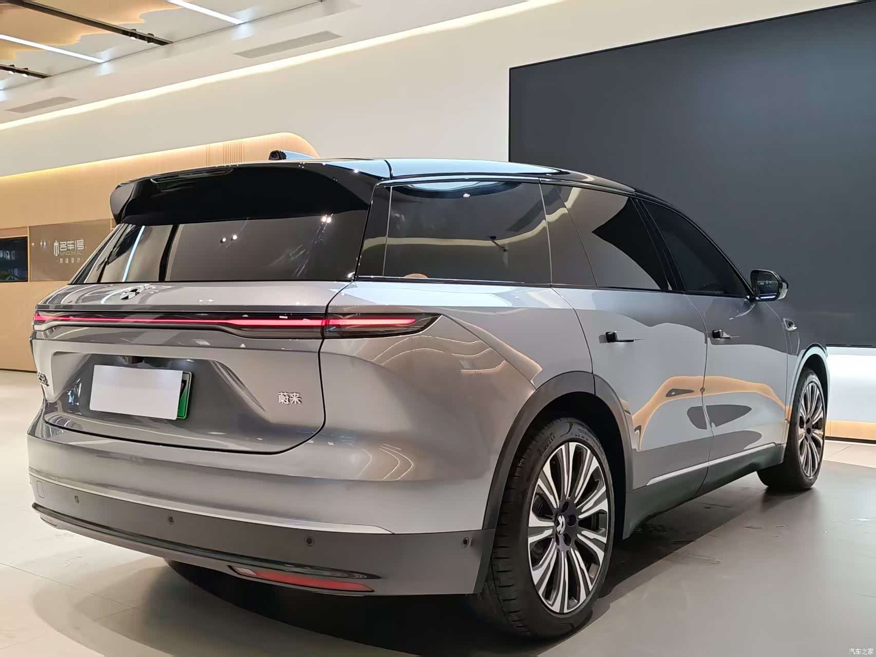NIO ES8, 2025 7