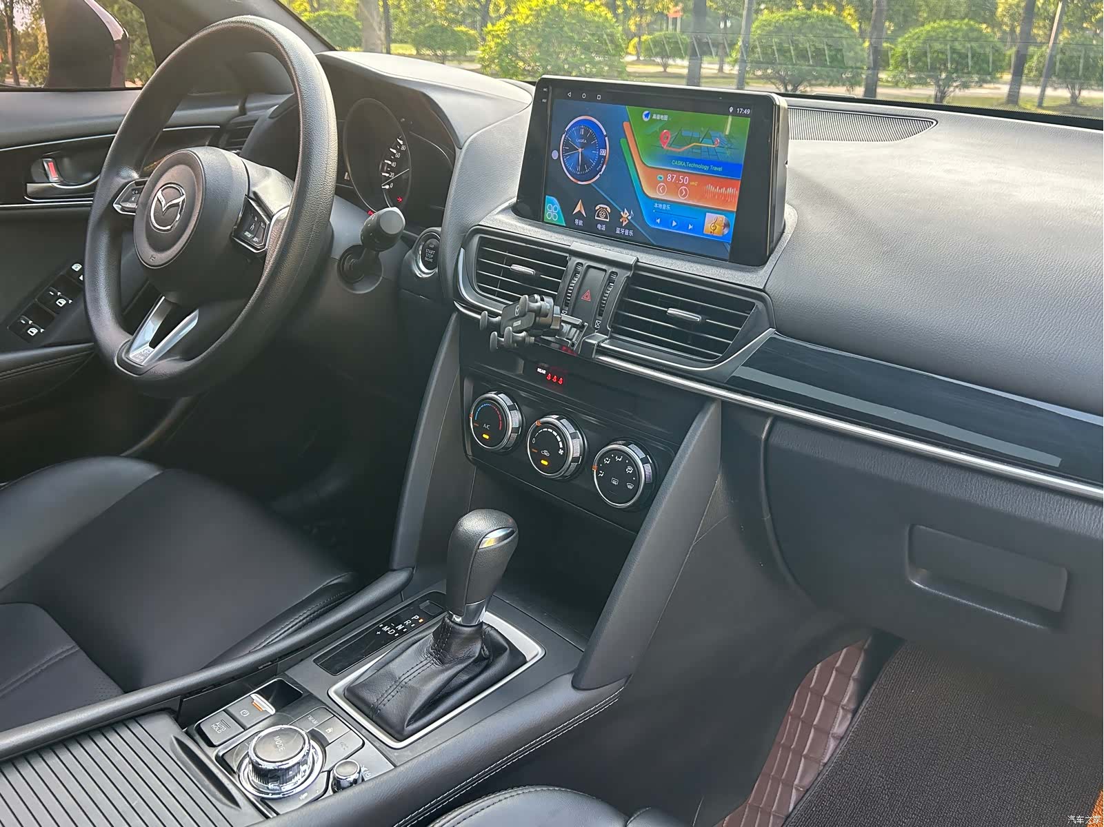 Mazda CX-4, 2023 16