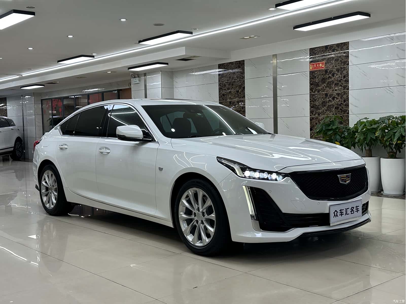 Cadillac CT5, 2021 3