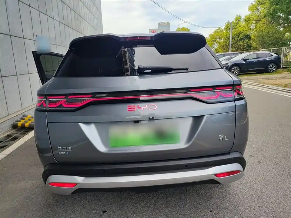 BYD Song L DM-i