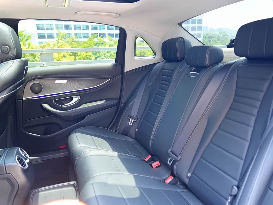Mercedes-Benz E-class Mercedes-Benz E-class
